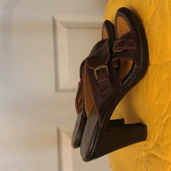 Born Concept Leather Sandals - Picture 2 of 7